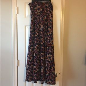 LuLaRoe Skirt, long, size Medium NWOT